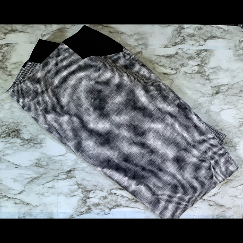 🌺Calvin Klein Size 12 pencil skirt